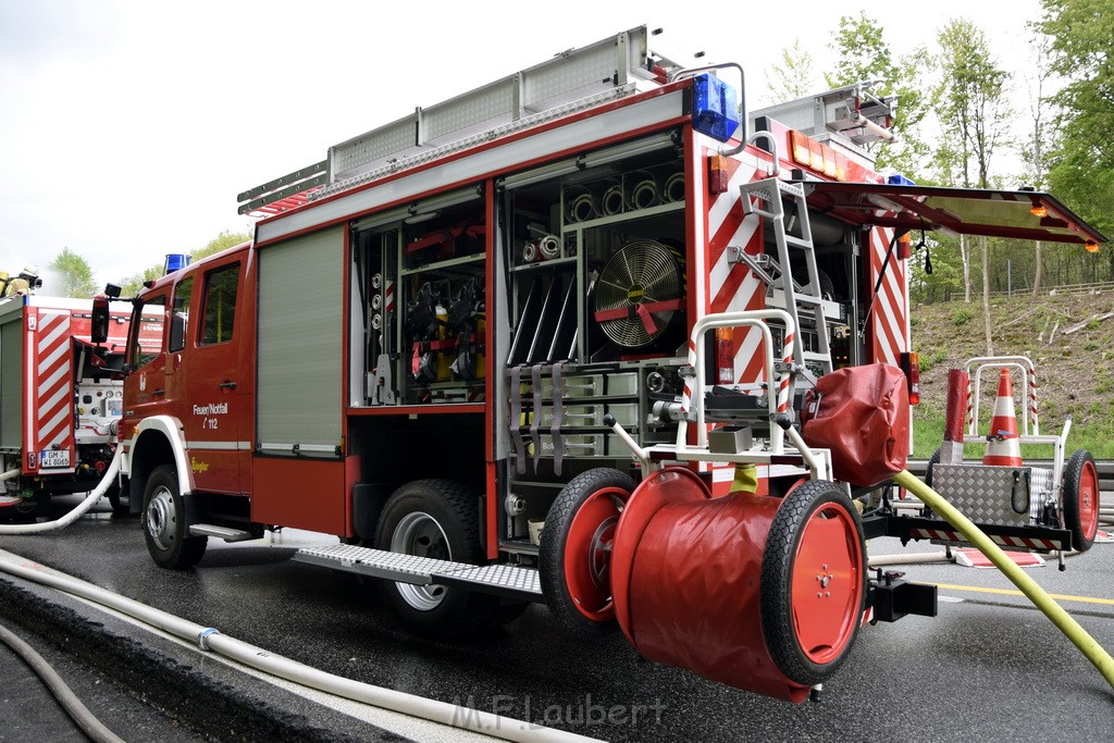 VU Gefahrgut LKW umgestuerzt A 4 Rich Koeln Hoehe AS Gummersbach P058.JPG - Miklos Laubert